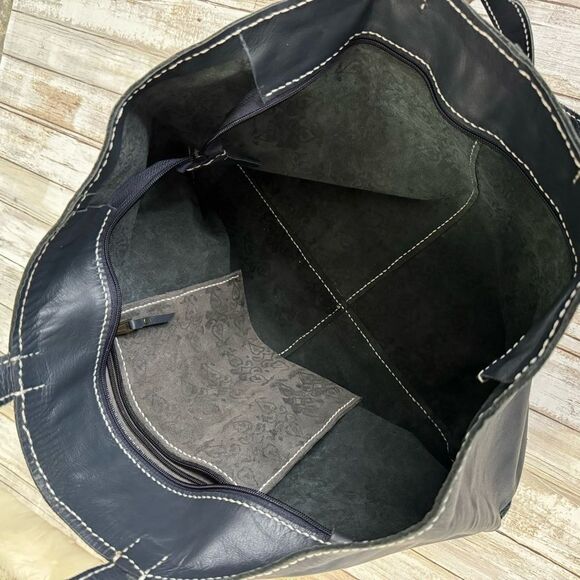 KRIS Designs Handmade Large Navy Leather Tote India - Picture 9 of 16